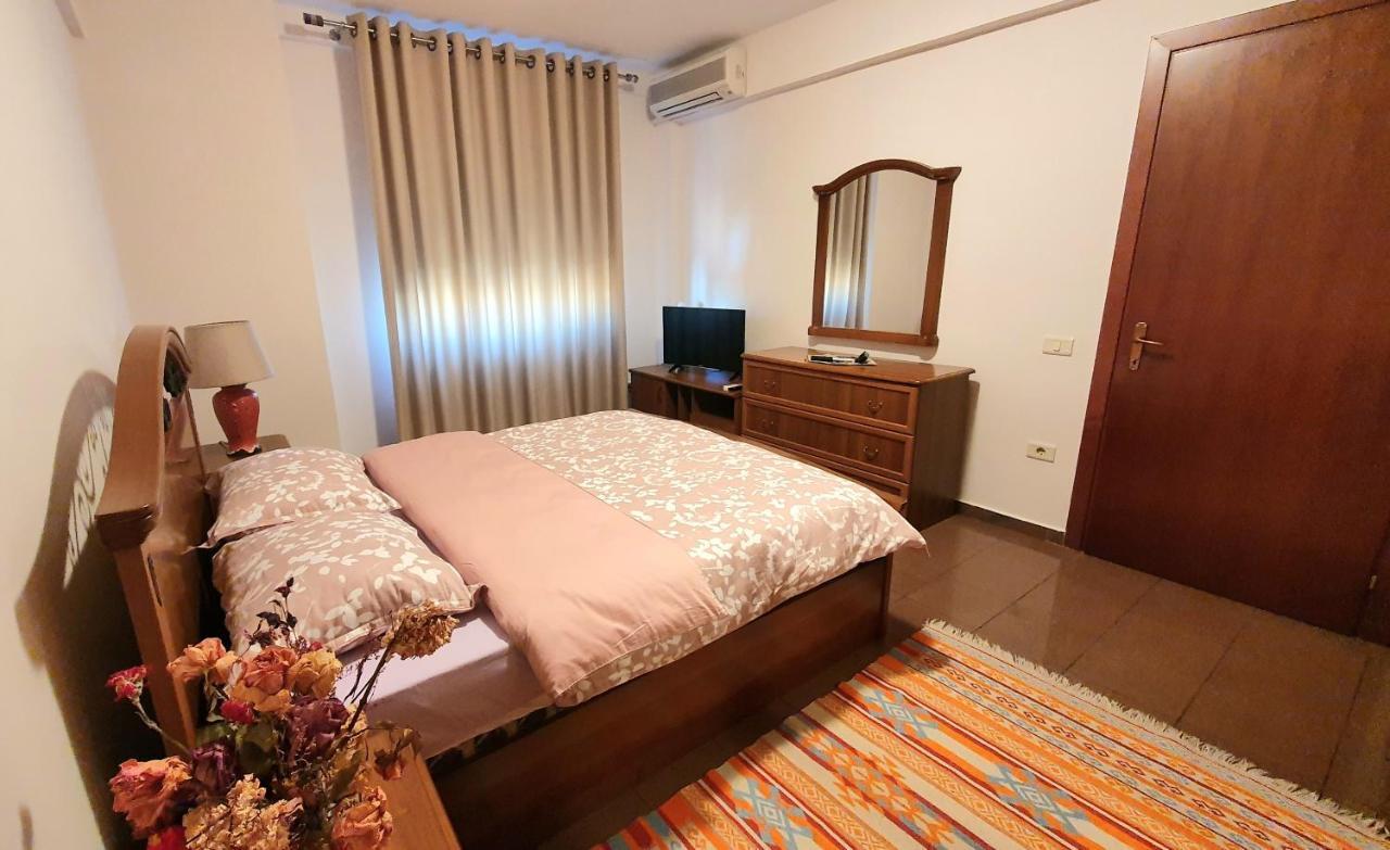 Star Apartment Tiranë Eksteriør bilde