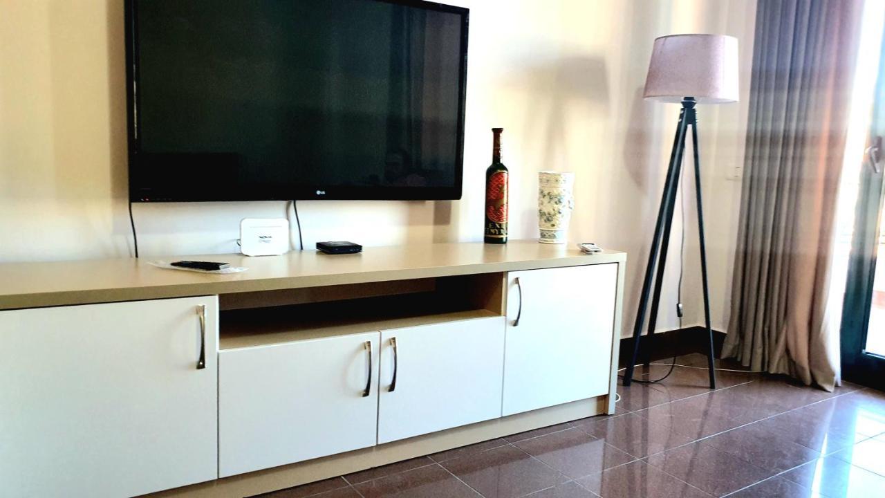 Star Apartment Tiranë Eksteriør bilde
