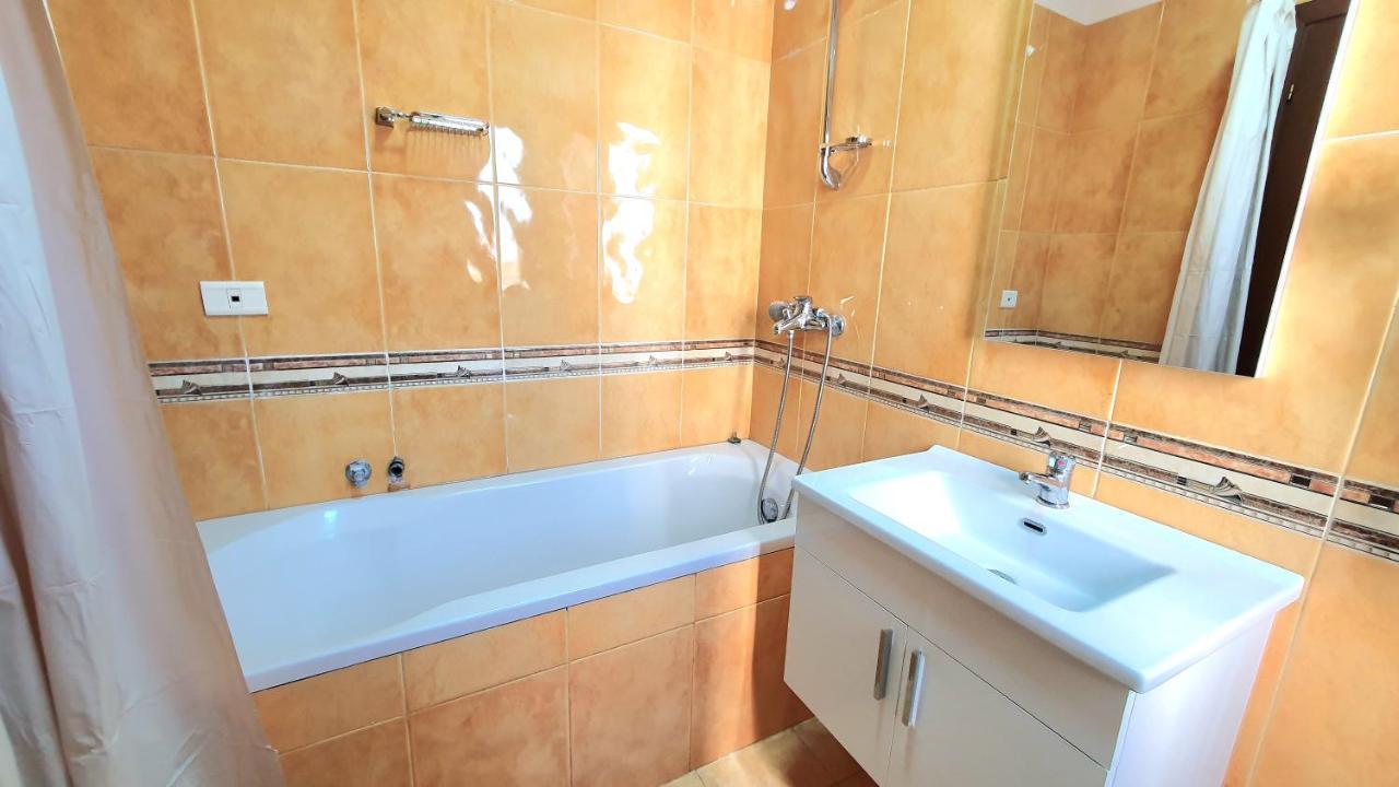 Star Apartment Tiranë Eksteriør bilde
