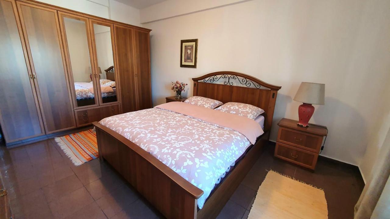 Star Apartment Tiranë Eksteriør bilde