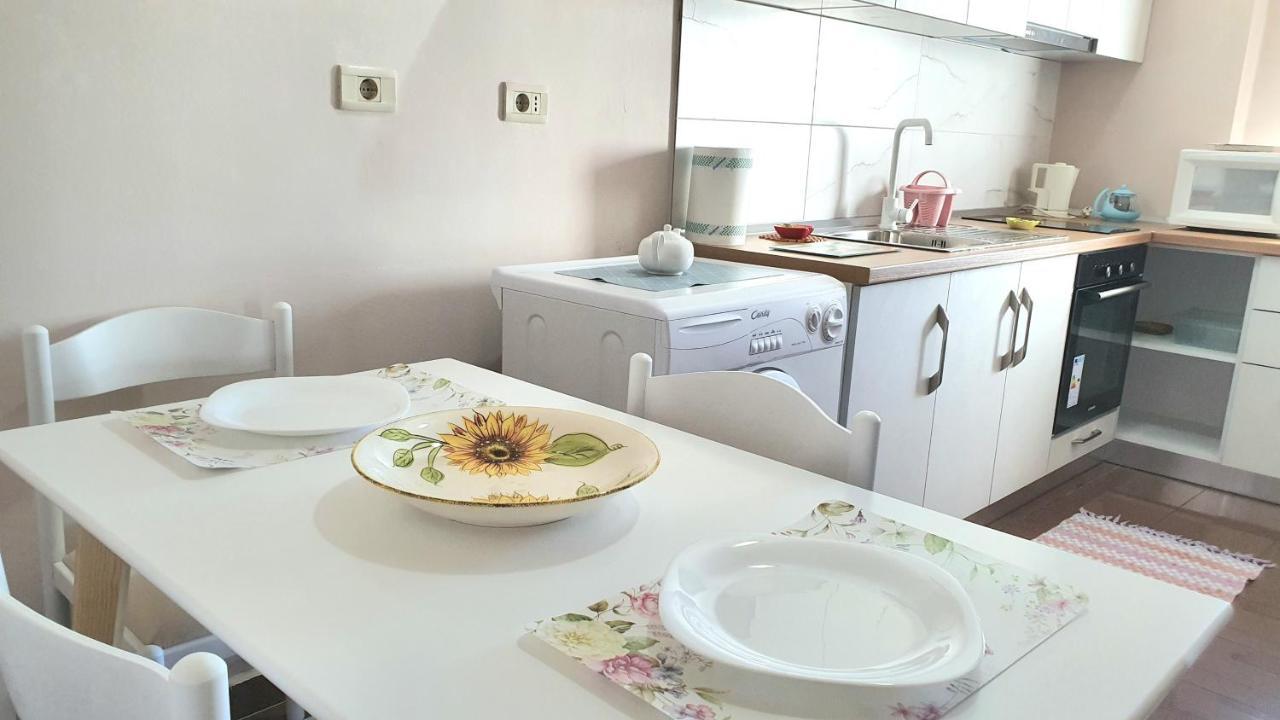 Star Apartment Tiranë Eksteriør bilde